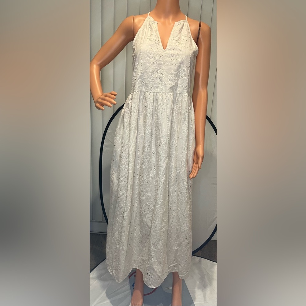 Universal Thread Cream Sleeveless Dress